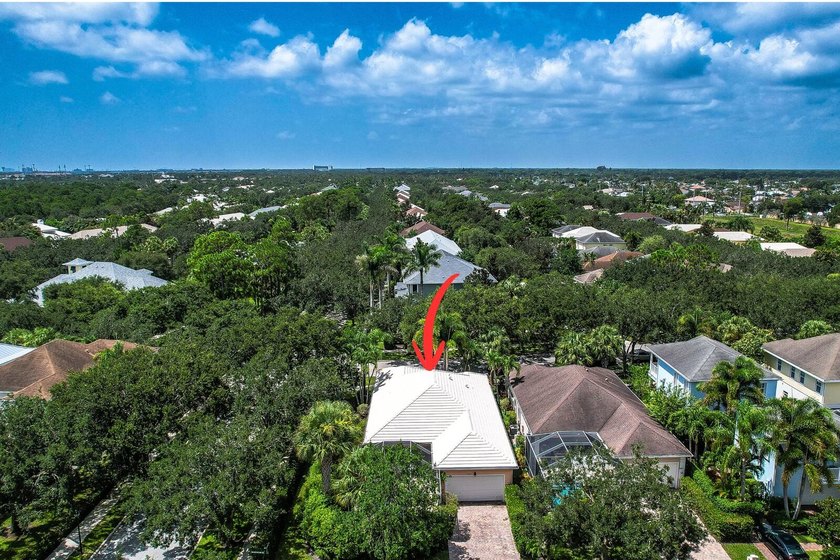 Rarely available single-story pool home in the highly - photo 50
