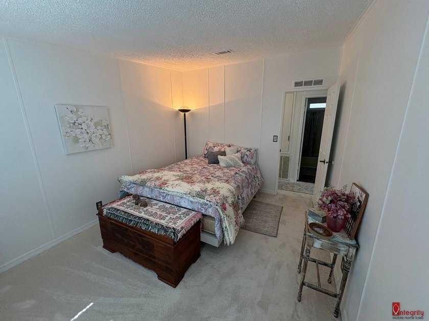 Welcome to easy coastal living in this beautifully updated - photo 22