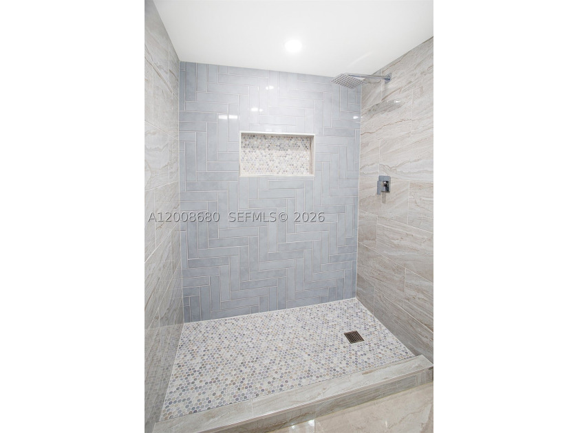 Experience resort-style 55+ living in this fully remodeled - photo 12