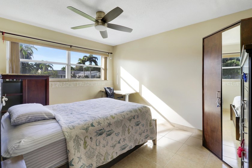 Spacious pool home in the desirable neighborhood of Garden Isles - photo 30