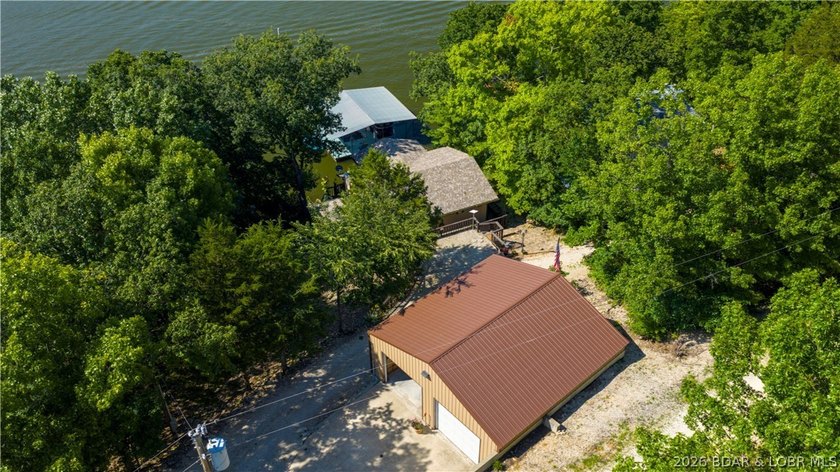 399 Porter Loop in Camdenton offers lakefront living at the 41 - photo 36