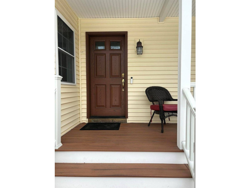 Pre-listing inspections done and listed under market value! - photo 2