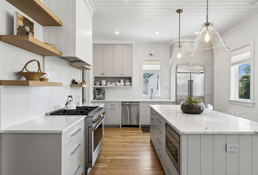 Located in Old Mt Pleasant, 772 Gate Post Dr offers the - photo 21