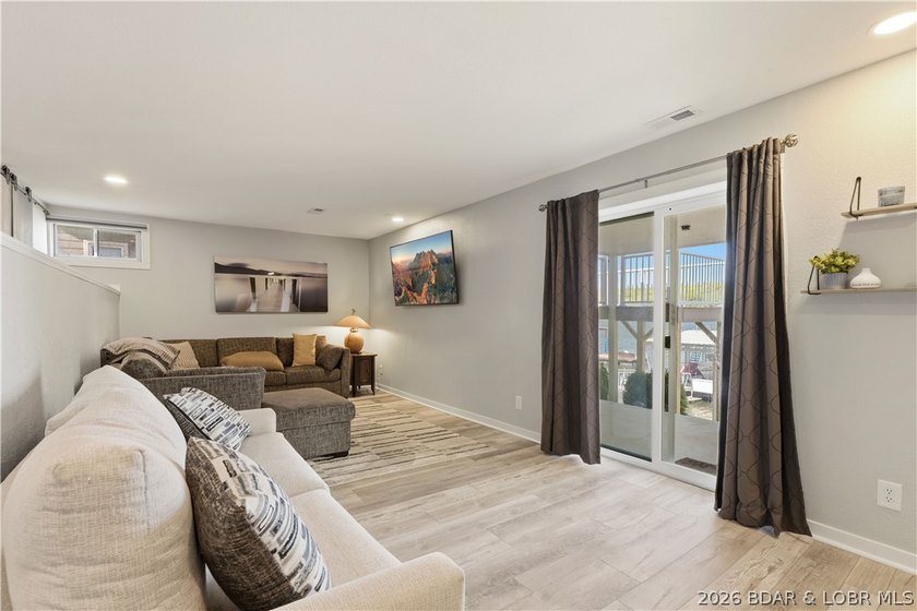 ALERT!! GOLDILOCKS PROPERTY!! With massive views, gentle &amp; - photo 4