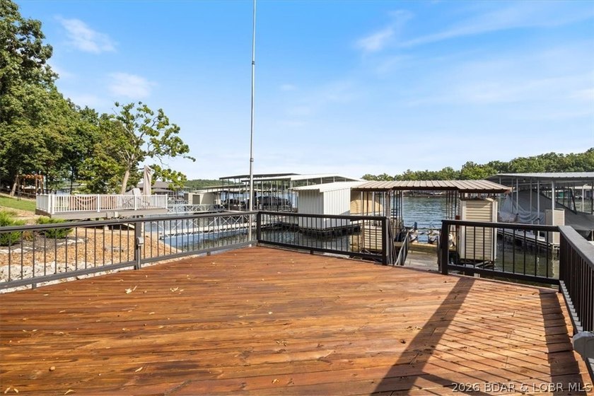 You will love this beautifully remodeled, partially furnished - photo 10