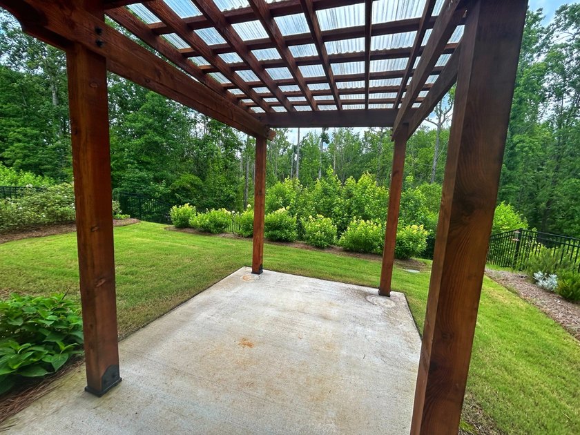 ONE LEVEL. MAPLE PLAN. This 2023 build has tons of upgrades - photo 21