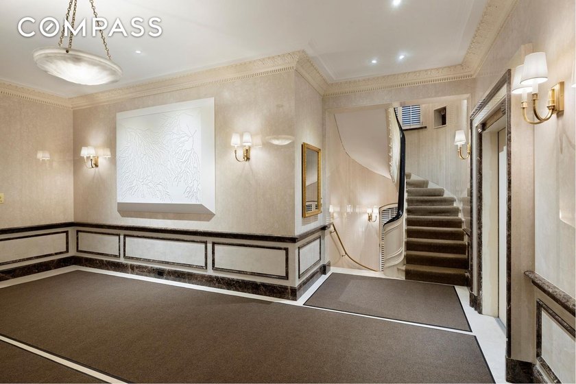 Loft-Like Prewar Condominium on Park Avenue Rarely available - photo 7
