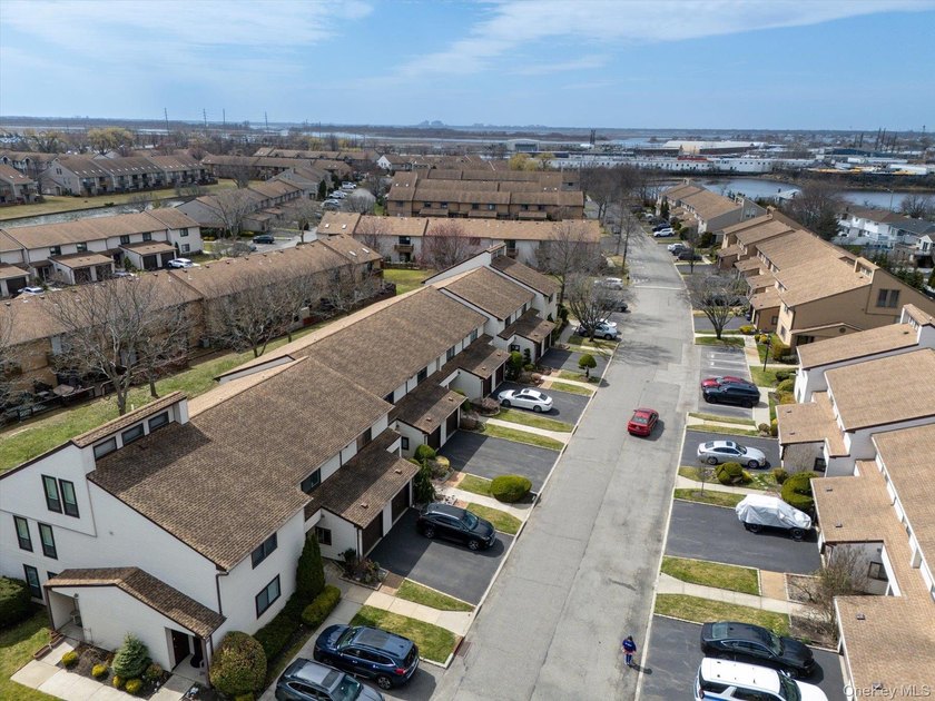 Welcome to resort-style living in the much sought-after gated - photo 47