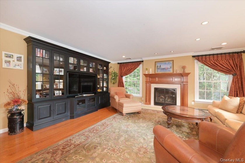 Welcome To This Beautifully Expanded Ranch Set On An Oversized - photo 18