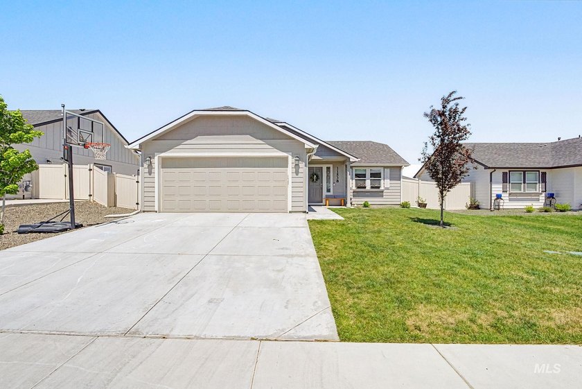 There's something about this part of South Nampa that just feels - photo 2