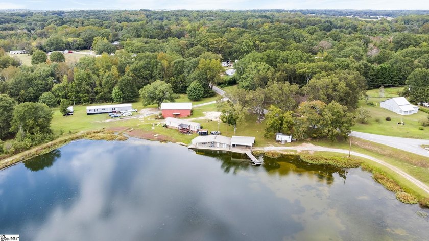 A rare opportunity for multi-generational living on 17 - photo 4