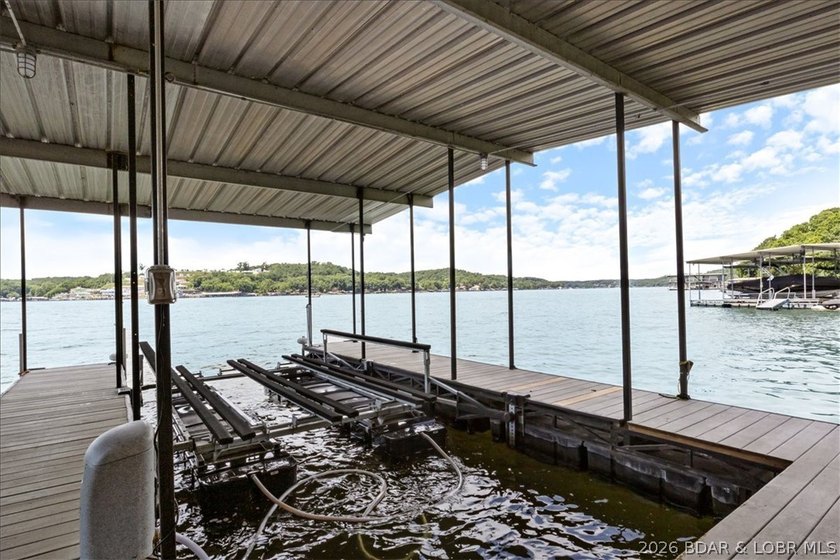 Discover this beautifully updated 4-bedroom, 3-bath lakefront - photo 23