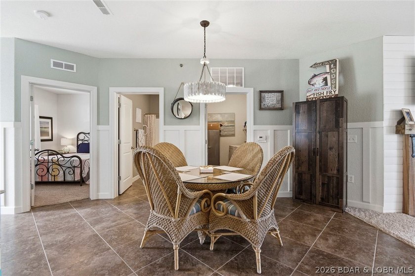 Here is an opportunity to purchase this 3-bedroom, 3-bath - photo 4