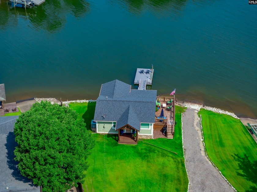 Experience refined waterfront living in this completely - photo 24