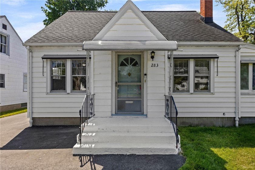 This is the first time this house has ever hit the market!! - photo 6
