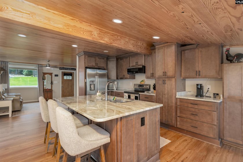 Experience refined waterfront living in this completely - photo 31