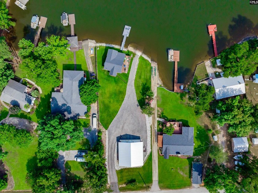 Experience refined waterfront living in this completely - photo 45