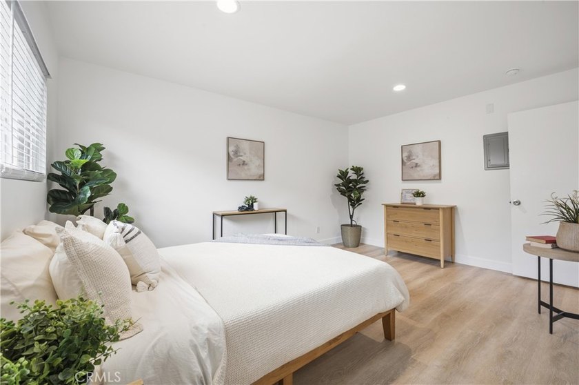 Welcome to 308 Laurel Apartments, a 4-UNIT multifamily - photo 14