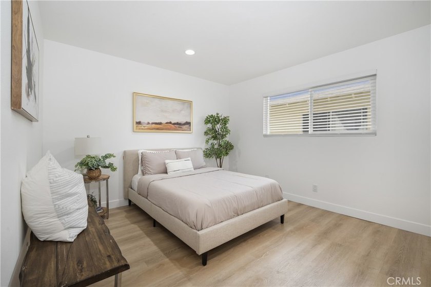 Welcome to 308 Laurel Apartments, a 4-UNIT multifamily - photo 16