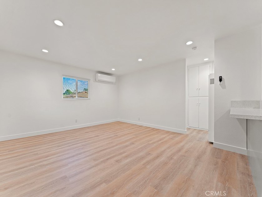 Welcome to 308 Laurel Apartments, a 4-UNIT multifamily - photo 26