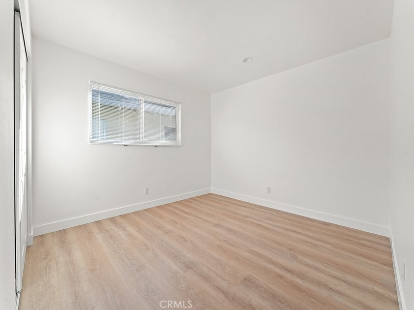 Welcome to 308 Laurel Apartments, a 4-UNIT multifamily - photo 27