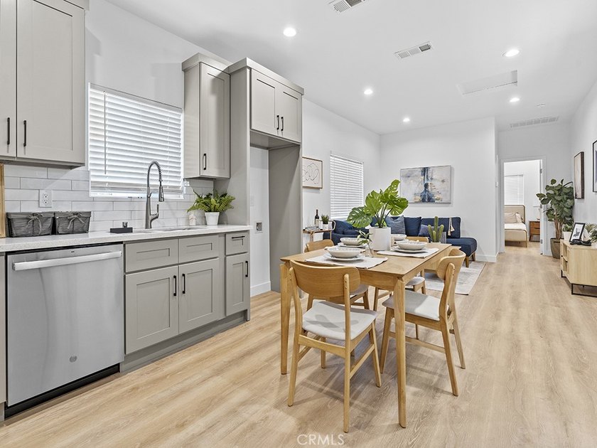 Welcome to 308 Laurel Apartments, a 4-UNIT multifamily - photo 34