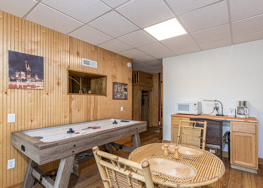 Welcome to the pristine shores of Birch Lake! Home and guest - photo 16