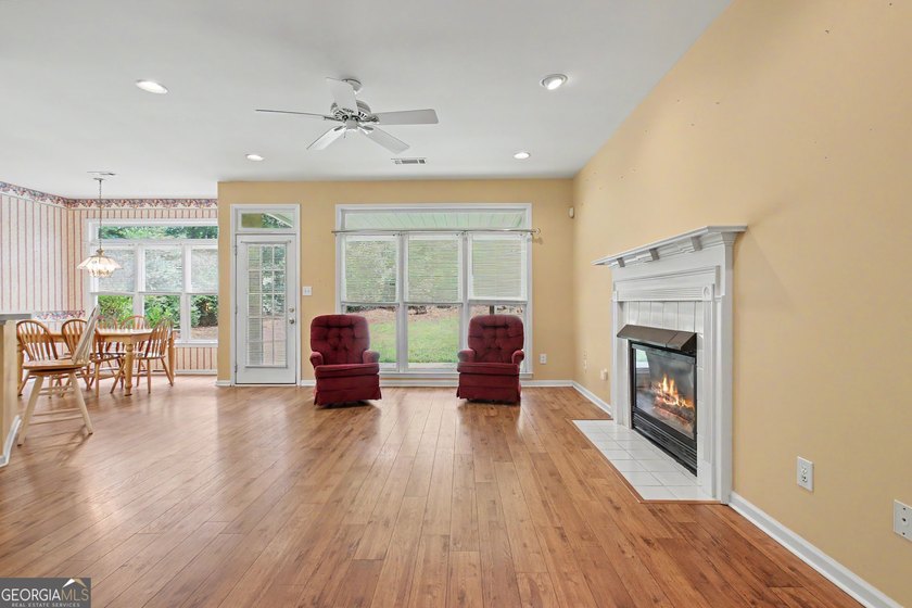 Welcome home to this spacious ranch situated on a private 1+ - photo 20