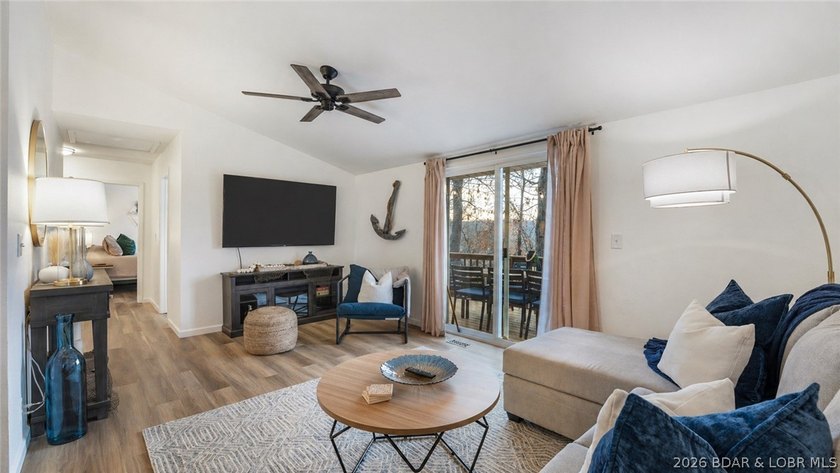 SUCCESSFUL, ESTABLISHED NIGHTLY RENTAL &amp; affordable lake area - photo 4