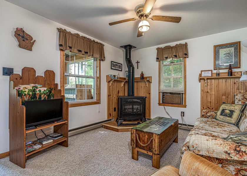Welcome to the pristine shores of Birch Lake! Home and guest - photo 24