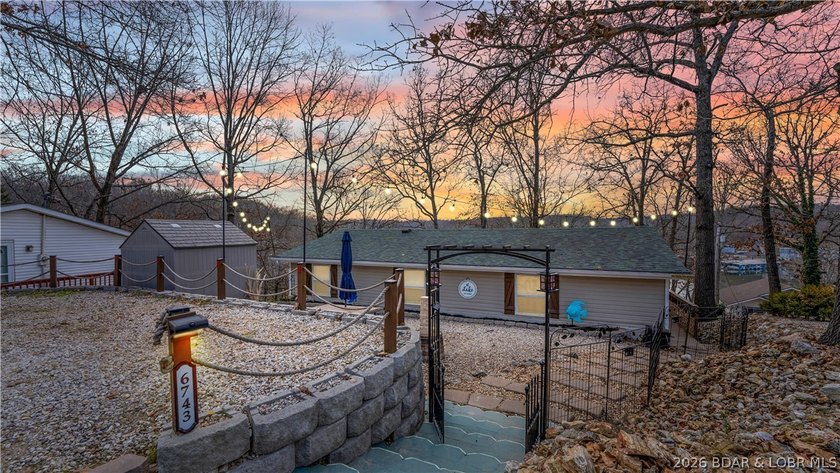 SUCCESSFUL, ESTABLISHED NIGHTLY RENTAL &amp; affordable lake area - photo 5