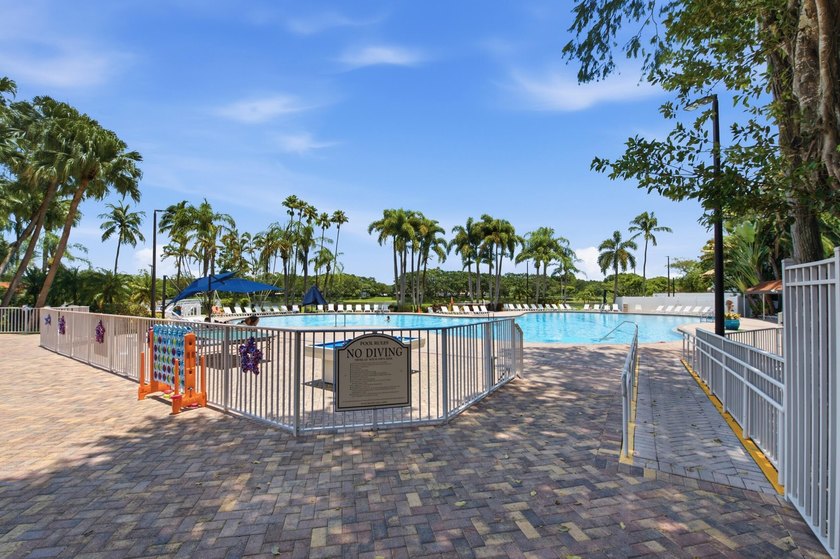 BOCA! AAA+ Schools. Super Low HOA! PRIVATE Backyard! AMAZING - photo 25