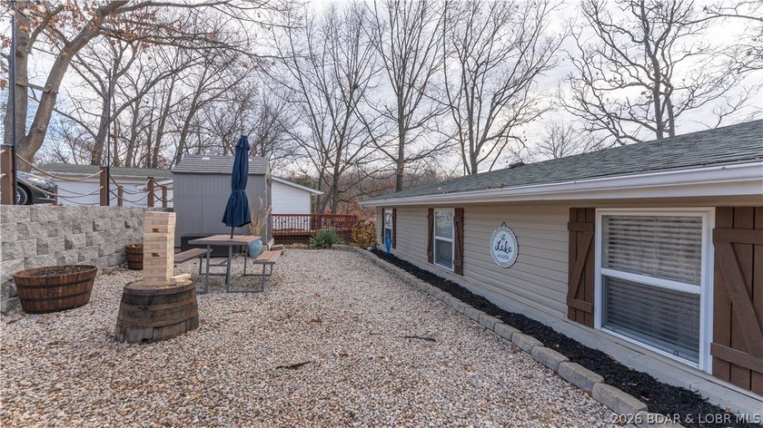 SUCCESSFUL, ESTABLISHED NIGHTLY RENTAL &amp; affordable lake area - photo 6