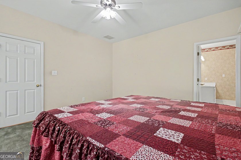 Welcome home to this spacious ranch situated on a private 1+ - photo 39