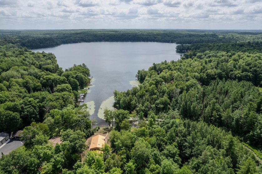 Welcome to the pristine shores of Birch Lake! Home and guest - photo 48