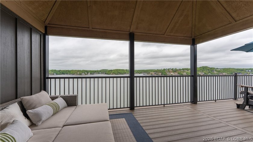 This top-floor 2BR/2BA unit offers privacy, thoughtful upgrades - photo 3