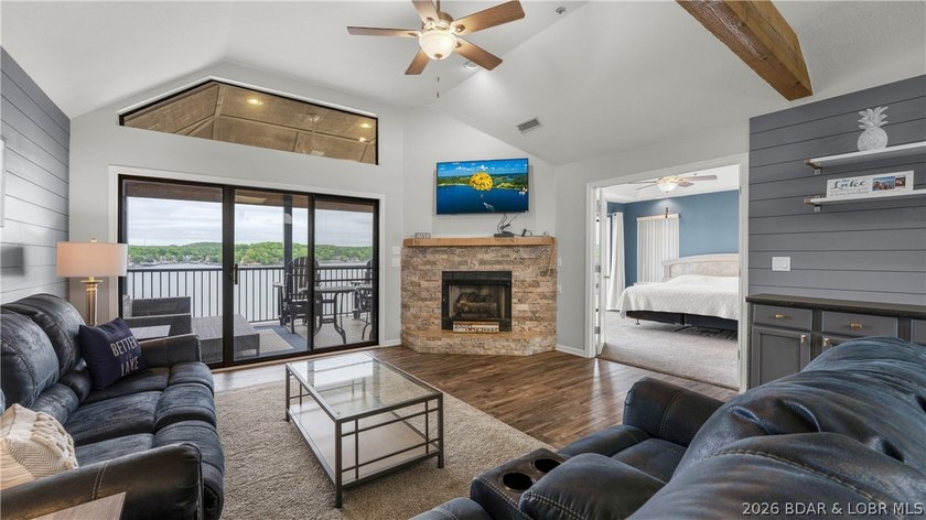 This top-floor 2BR/2BA unit offers privacy, thoughtful upgrades - photo 4