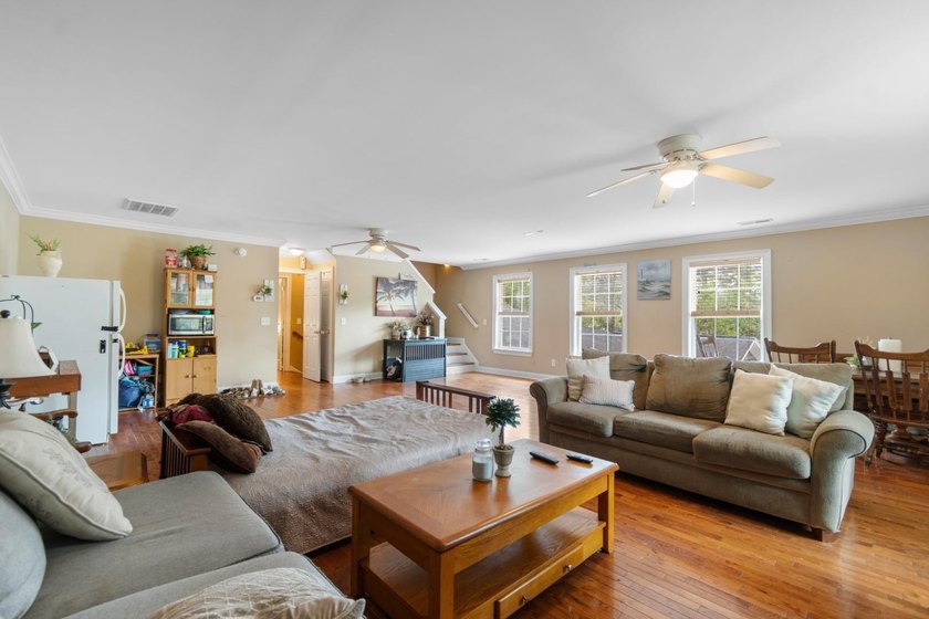 Tucked inside the sought-after golf course community of Coastal - photo 11