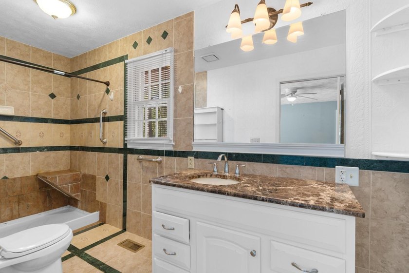 Tucked inside the sought-after golf course community of Coastal - photo 19