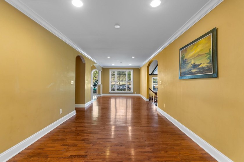 Tucked inside the sought-after golf course community of Coastal - photo 20