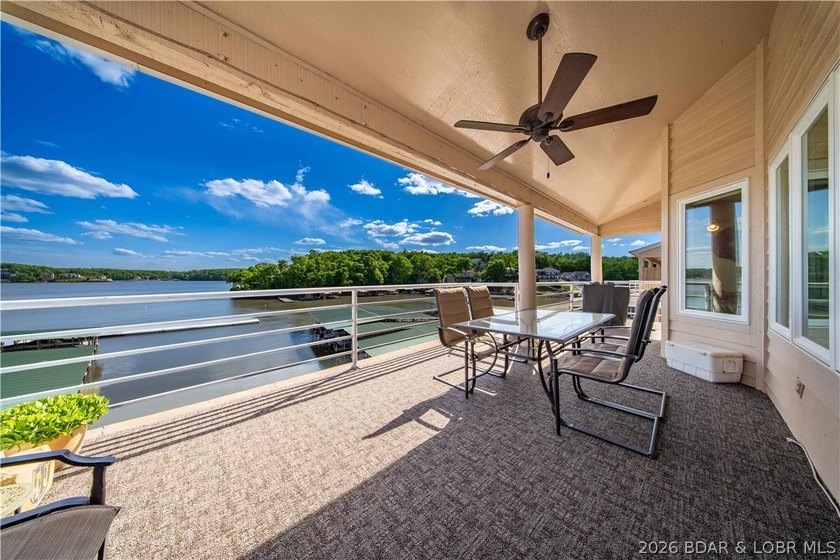 Move right in and start enjoying the lake! This turn-key - photo 2