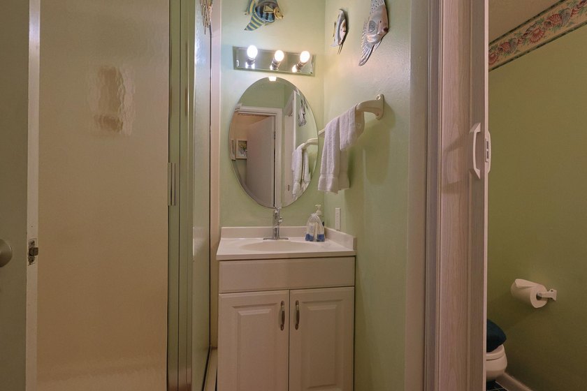 Fully furnished and rental-ready! This 2 bed, 2 bath unit - photo 21