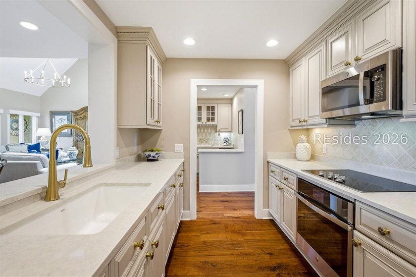 A truly one-of-a-kind offering in Sea Pines, 19 Mizzenmast Court - photo 21