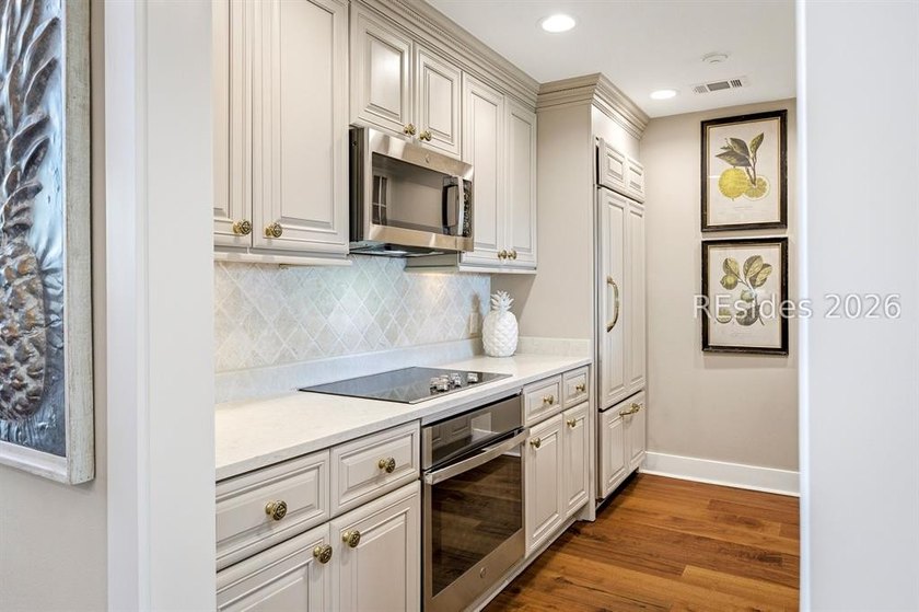 A truly one-of-a-kind offering in Sea Pines, 19 Mizzenmast Court - photo 22