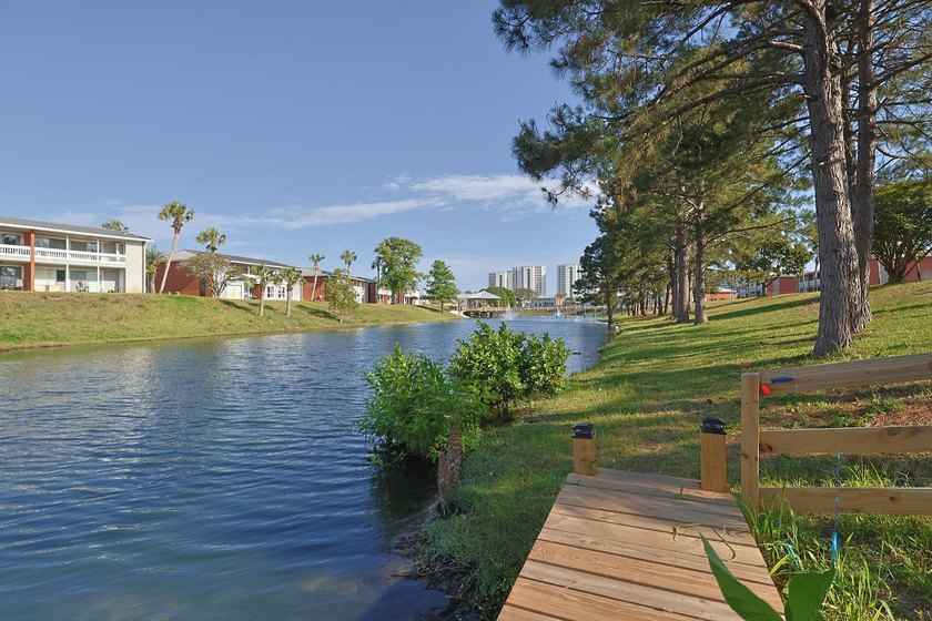 Fully furnished and rental-ready! This 2 bed, 2 bath unit - photo 32