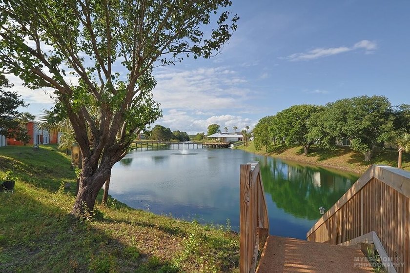 Fully furnished and rental-ready! This 2 bed, 2 bath unit - photo 47