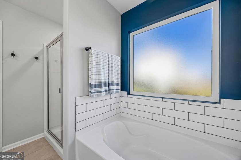 Built in 2022 and located in the gated Northshore community (23 - photo 23