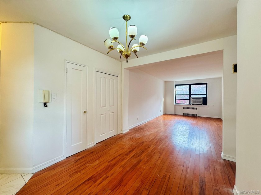 Welcome to a Spacious and well-maintained two-bedroom co-op - photo 10