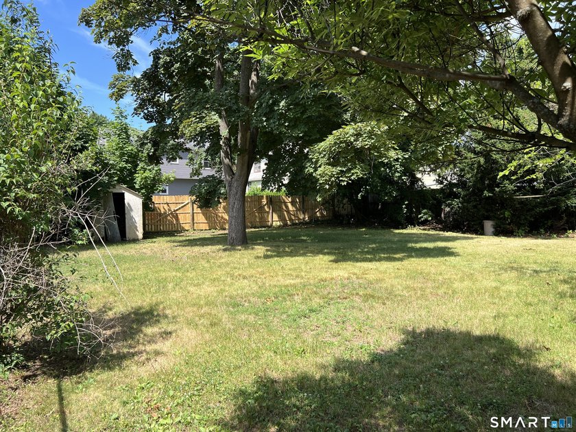 What a terrific, convenient location near beautiful Holly Pond - photo 7