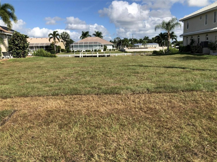 Great WATERFRONT residential building lot (80x120) with SAILBOAT - photo 3